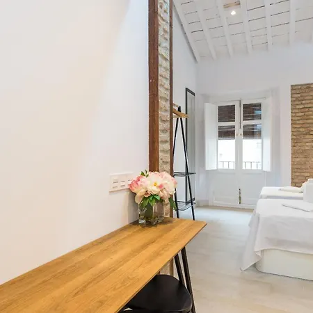 Te1b-el Teatro Brick Prime Location