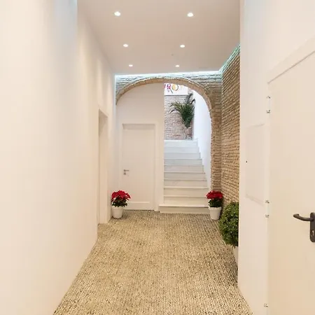 Te1b-el Teatro Brick Prime Location Apartment *